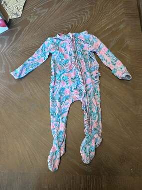 Bums & Roses Botanically Speaking Ruffle Convertible Footie Romper 0-3 Months